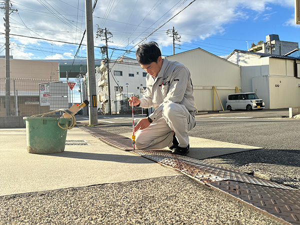 測量および境界標設置
